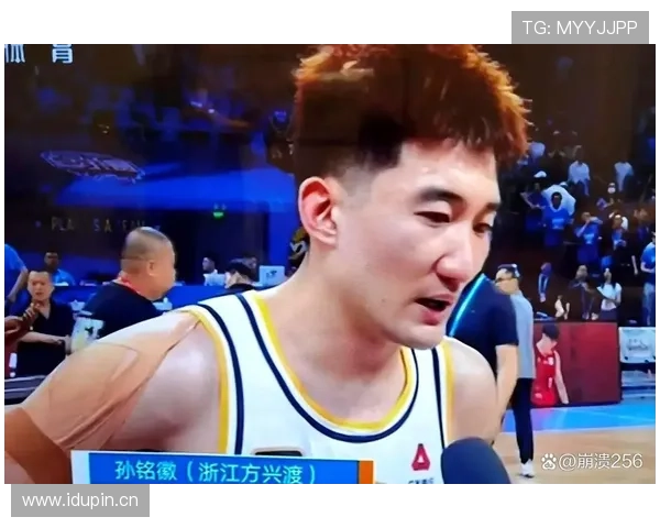 孙铭徽账户余额看着像明星，出门却只掏公交卡，反差笑死我